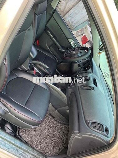 Kia Forte 2011 SX 1.6 AT - 80000 km