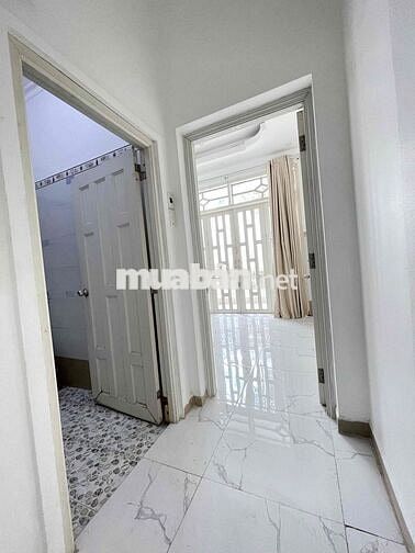 Nhà Mới Đẹp HXT 1/ Ng Văn Nghi P7: trệt lửng 2 lầu sân thượng, 4pn