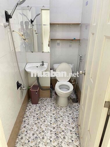Nhà Mới Đẹp HXT 1/ Ng Văn Nghi P7: trệt lửng 2 lầu sân thượng, 4pn