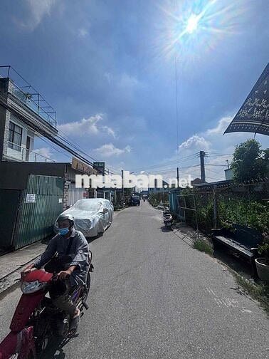 BÁN GẤP LÔ ĐẤT MẶT TIỀN DX11 - TÂN VĨNH HIỆP TÂN UYÊN - GẦN UỶ BAN