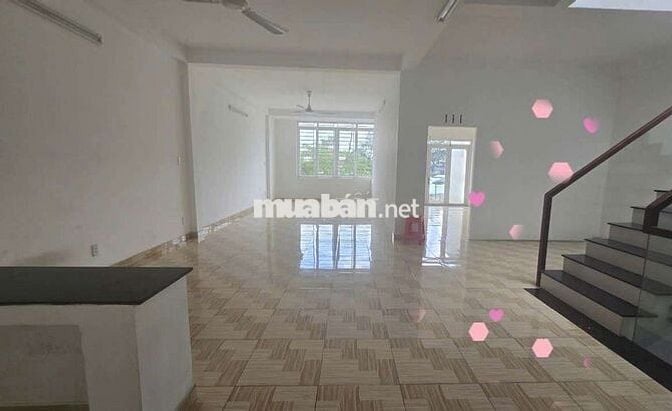 CHO THUÊ NHÀ 8X20(TRỆT+2LẦU) TRỐNG SUỐT ĐƯỜNG TẢI LỚN VÀO NHÀ