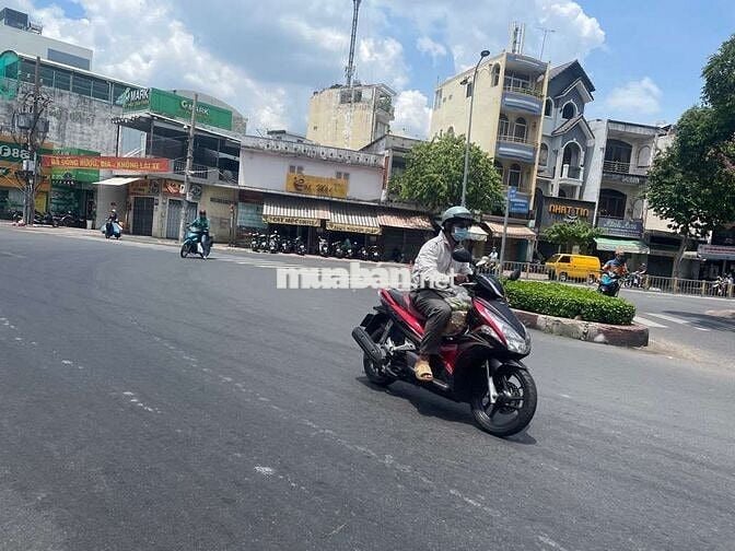 NHỈNH 4tỷ - 5.5X12M - BÌNH THỚI - TRUNG TÂM HÀNH CHÍNH Q11