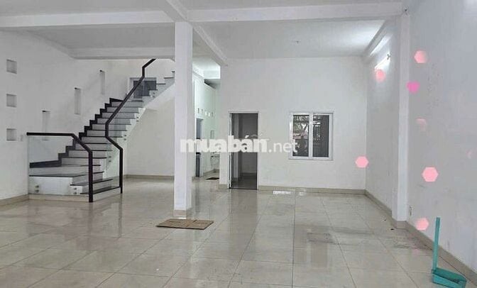 CHO THUÊ NHÀ 8X20(TRỆT+2LẦU) TRỐNG SUỐT ĐƯỜNG TẢI LỚN VÀO NHÀ