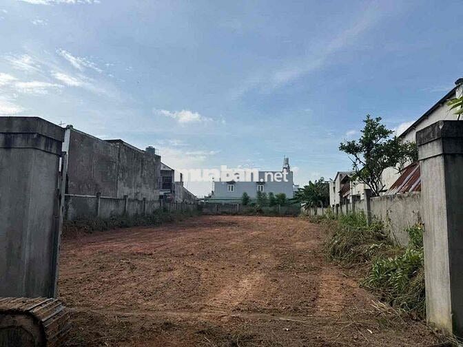 BÁN GẤP LÔ ĐẤT MẶT TIỀN DX11 - TÂN VĨNH HIỆP TÂN UYÊN - GẦN UỶ BAN