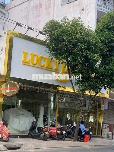 MĂTK TIỀN KHU PHỐ ÁO CƯỚI HỒ VĂN HUÊ, PHÚ NHUẬN