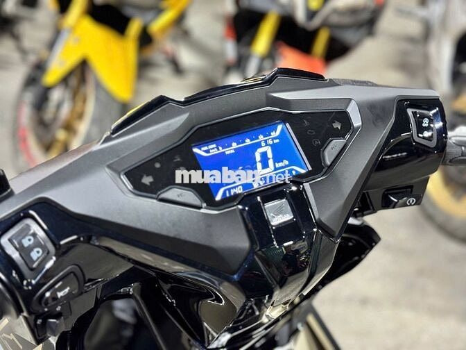XE MÁYTHANH TÙNG_AIR BLADE 125 ĐEN BÁN 4 VAL LƯỚT