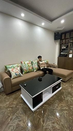 Chính chủ cần bán nhaà mới xây