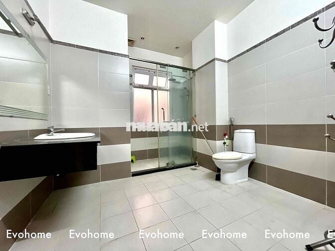 Cho Thuê Nhà Nguyên Căn 8 Phòng Ngủ , 9WC , Kinh Doanh , Làm CHDV