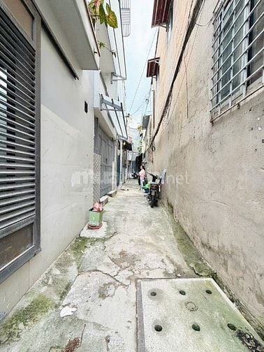 CHÍNH CHỦ BÁN NHÀ ĐẸP MỚI XÂY ĐÚC 2 LẦU 3PN GIÁ MỀM CHO KHÁCH