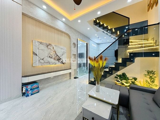 CHÍNH CHỦ BÁN NHÀ ĐẸP MỚI XÂY ĐÚC 2 LẦU 3PN GIÁ MỀM CHO KHÁCH