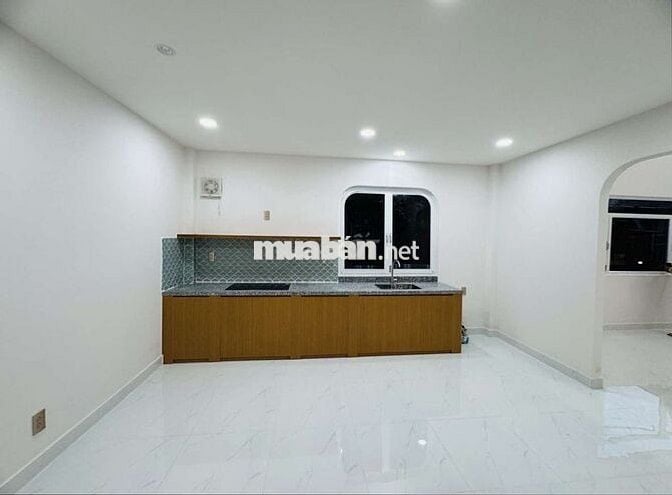 Hồ Ngọc Lãm P.Bình Trị Đông B giá rẻ 4,5x15 hơn 4 tỷ xíu