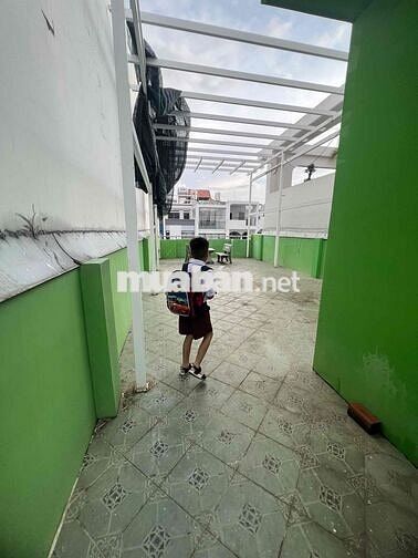 CHO thuê nguyên căn 3 tấm -100m2 -giá rẻ nhất khu tên lửa
