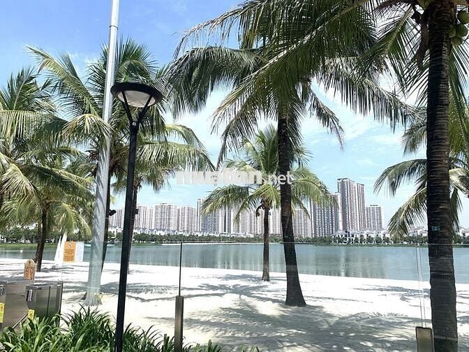 biệt thự góc San Hô 225m2,20 tr/th thích hợp làm nhà hàng,cafe,trường