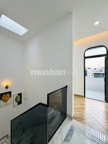 CHÍNH CHỦ BÁN NHÀ ĐẸP MỚI XÂY ĐÚC 2 LẦU 3PN GIÁ MỀM CHO KHÁCH