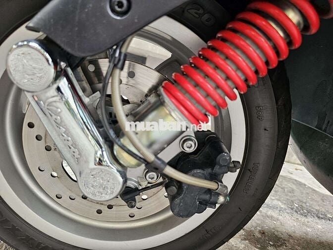 Vespa GTS 300 2021 đẹp như mới.