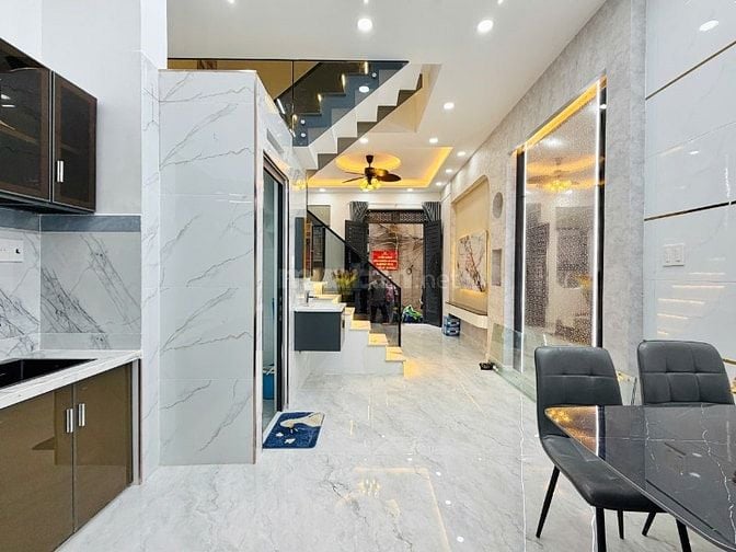 CHÍNH CHỦ BÁN NHÀ ĐẸP MỚI XÂY ĐÚC 2 LẦU 3PN GIÁ MỀM CHO KHÁCH