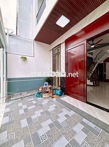 BÁN NHÀ 1 LẦU QUA KHU FIVE STAR - CHỈ 1TỶ650 - 100M2 - SỔ SẠCH