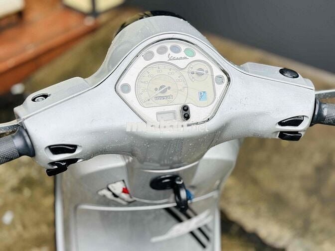 VESPA LX 125CC  ĐK 2010 MỚI TINH 99% BSTP