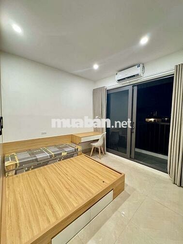 Phòng siêu đẹp với view toàn cảnh Hồ Tây vô cùng lung linh