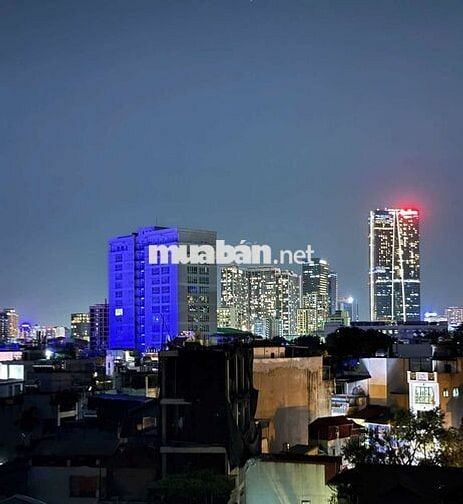 Phòng siêu đẹp với view toàn cảnh Hồ Tây vô cùng lung linh