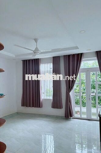 Cho thuê nhà phố nguyên căn khu dân cư 13E Intresco - 14tr/tháng