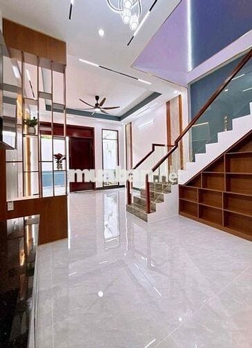 BÁN NHÀ 1 LẦU QUA KHU FIVE STAR - CHỈ 1TỶ650 - 100M2 - SỔ SẠCH