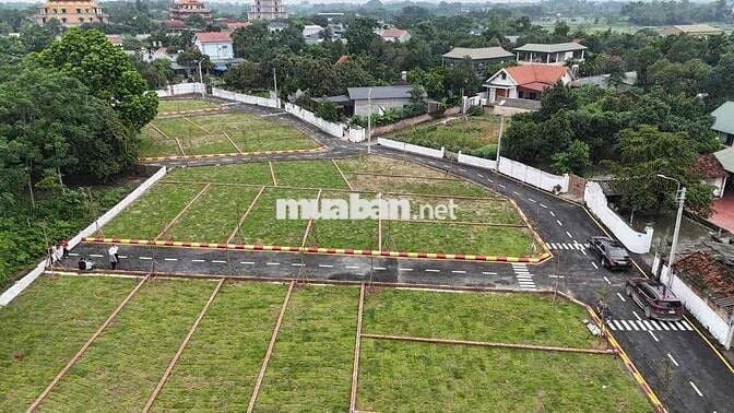 Bán đất nền Trung Tâm Hoà Lạc 100m2 Full Thổ Cư