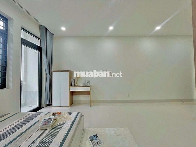 Căn hộ full nội thất ban công thoáng mát Tôn Thất Thuyết Quận 4