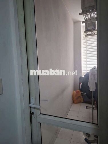 Cho thuê Toky Tower 2pn 2wc nhà trống và nội thất cơ bản