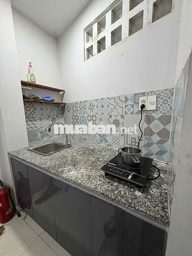 STUDIO 35m2 CỬA SỔ RỘNG đường KHÁNH HỘI Q4