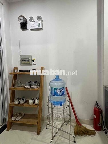 STUDIO 35m2 CỬA SỔ RỘNG đường KHÁNH HỘI Q4