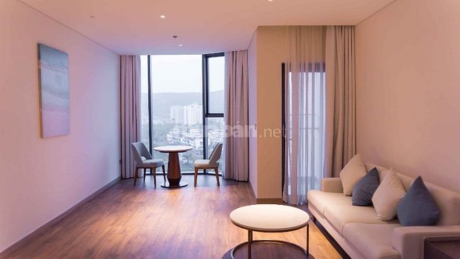 A La Carte Hạ Long bán căn 1PN, đa dạng trục đẹp, tầng cao, view city