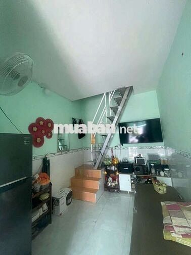 NHÀ RIÊNG, BÙI CÔNG TRỪNG 2PN,2WC , XE HƠI ĐẬU CỬA 2,5tr