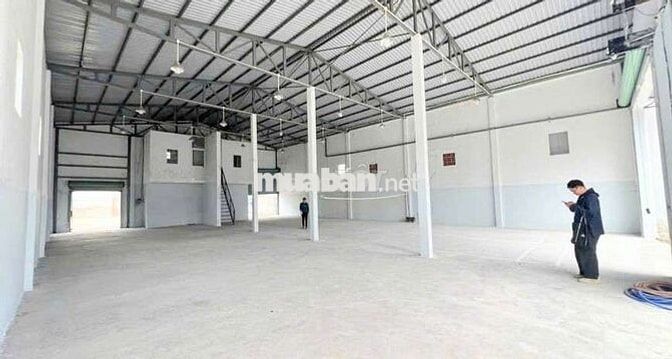 CHO  THUÊ  KHO  XƯỞNG ( 1.000m2)  PHƯỜNG TÂN TẠO A  QUẬN BÌNH TÂN
