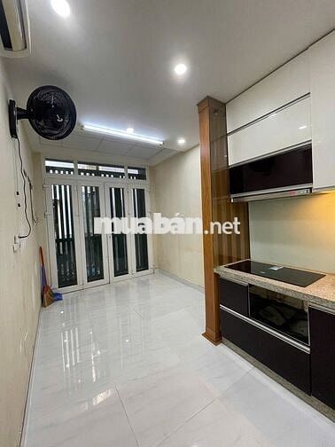 Cho thuê nhà 475/43/5 CMT8 Q10, TP. HCM (Vui lòng liên lạc sau giờ HC)