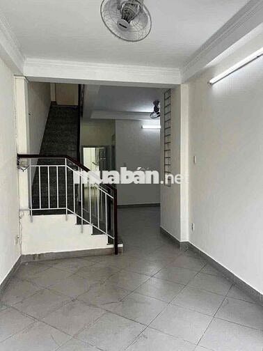 Cho thuê nhà hẻm Duy Tân, Phú Nhuận, 2 lầu 3PN, nhà trống vào ở ngay