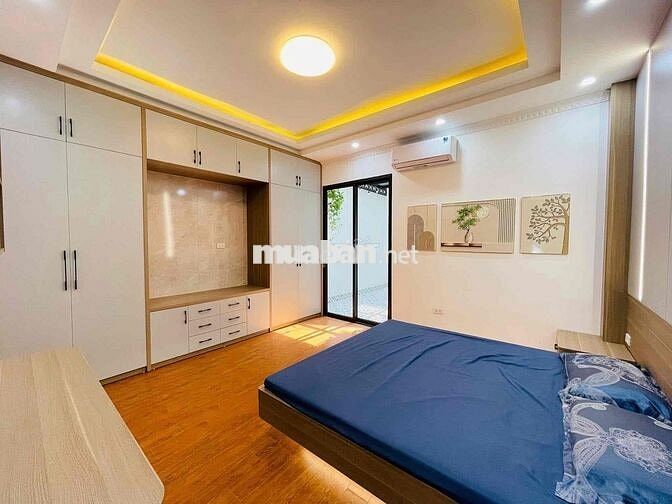 BÁN NHÀ BA ĐÌNH 33m2- HƠN 7 TỶ- 40m RA MẶT PHỖ