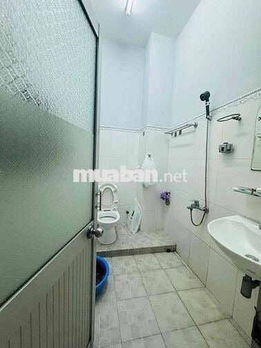 Q8: DƯƠNG BÁ TRẠC P VIP, 75m2, TRỆT 2LẦU SAN THƯỢNG. GIÁ 10ty6.