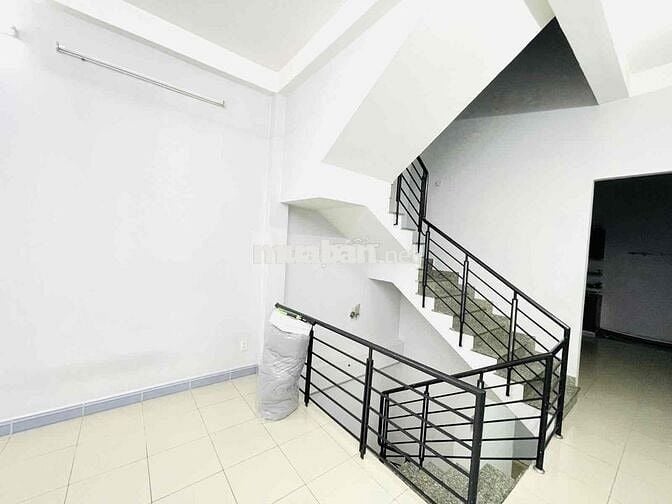Q8: DƯƠNG BÁ TRẠC P VIP, 75m2, TRỆT 2LẦU SAN THƯỢNG. GIÁ 10ty6.