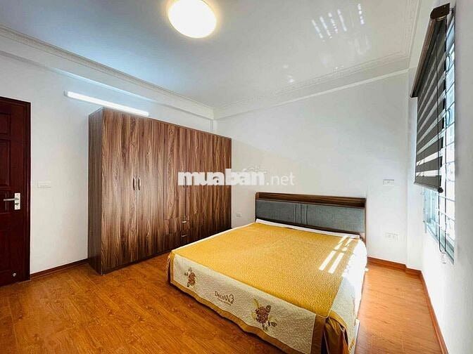 BÁN NHÀ BA ĐÌNH 33m2- HƠN 7 TỶ- 40m RA MẶT PHỖ