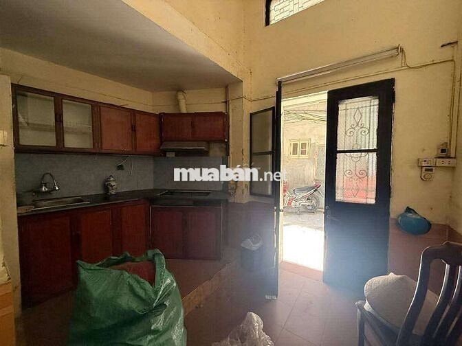 BÁN NHÀ LÒ ĐÚC , 10M RA MẶT PHỐ , DT 22,3M MT 4M GIÁ 5,1 TỶ