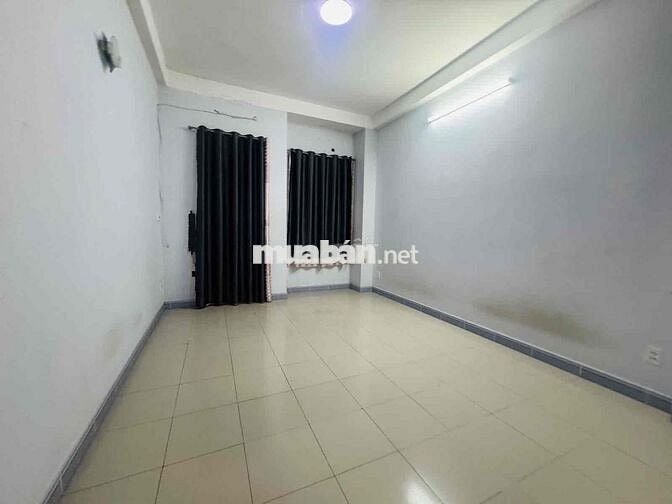 Q8: DƯƠNG BÁ TRẠC P VIP, 75m2, TRỆT 2LẦU SAN THƯỢNG. GIÁ 10ty6.