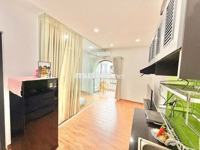 Chuỗi Studio Tách Bếp Cửa Sổ Lớn –Khu Vòng Xoay Lăng Cha Cả, Tân Bình
