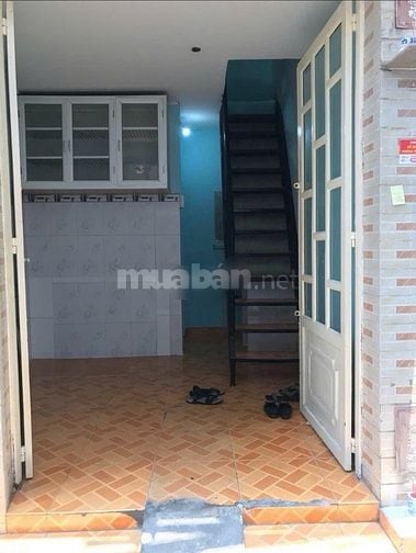 Nhà thuê đường 3/2 (4 x 5) (2 lầu + sân thượng) - Quận 10