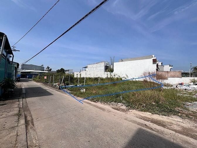 Bán lô đất 111m2 tại hẻm 1059 Lê Hồng Phong, Phú Thọ, Thủ Dầu Một, HCM