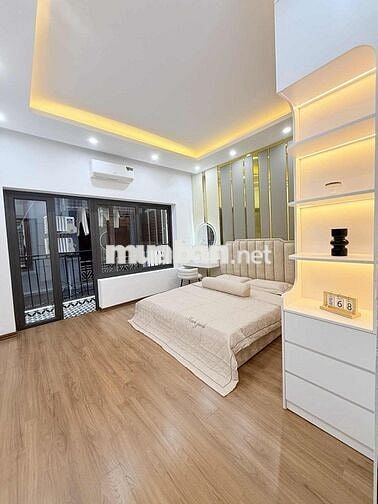 KIM NGƯU -  NHÀ ĐẸP Ở SƯỚNG - MẶT TIỀN RỘNG - CHỈ 9.5 TỶ
