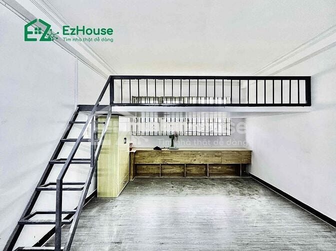 TRỐNG LẠI CĂN DUPLEX CỬA SỔ TRỜI SIÊU RỘNG NGAY KHÚC PHAN ANH