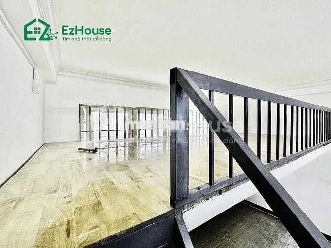 TRỐNG LẠI CĂN DUPLEX CỬA SỔ TRỜI SIÊU RỘNG NGAY KHÚC PHAN ANH
