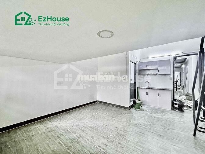 TRỐNG LẠI CĂN DUPLEX CỬA SỔ TRỜI SIÊU RỘNG NGAY KHÚC PHAN ANH