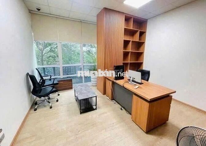 NHÀ ĐẸP GIÁ TỐT - 33B Đặng Văn Ngữ, P.10, Q.PN - Thang Máy - Sàn Suốt